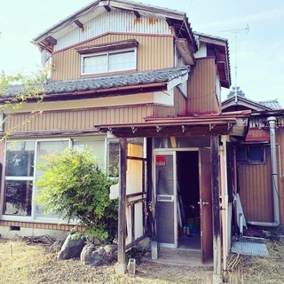 田舎で暮らしたい！新潟市から車40分程良い田舎！100坪土地家屋付き