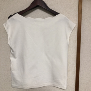 洋服のまとめ売りの画像