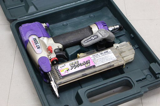 HITACHI 日立工機 常圧 55mm 仕上釘打機 NT55M 工具 作業 現場 大工道具(D3528asxY)