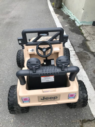 電動乗用ジープ　デカイ...カッコイイ！