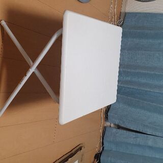 折りたたみコンパクトデスク フレッタ(WH)