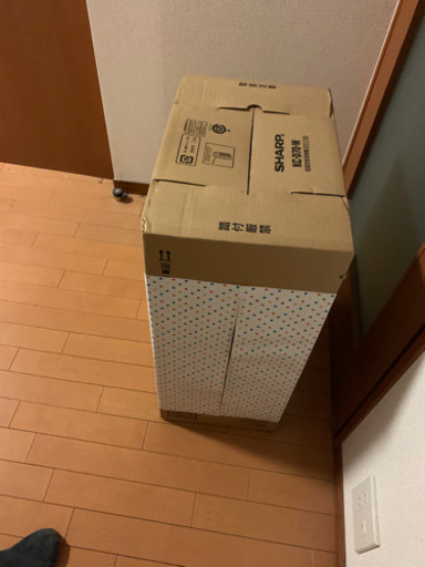 5.3掲載終了。【新品未使用】シャープ SHARP KC-D70-W