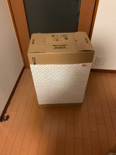 5.3掲載終了。【新品未使用】シャープ SHARP KC-D70-W