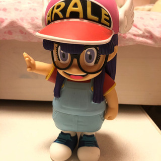 アラレちゃんフィギュア