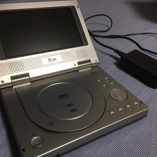 ポータブルDVDプレーヤーの画像