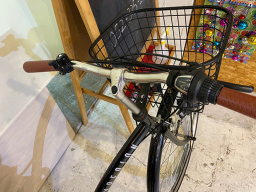 27インチ 6SPEED シティサイクル　ブラック