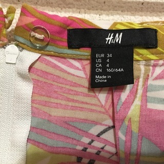 H&M ミニスカート　可愛い！！の画像