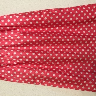 美品！！可愛い！！水玉ピンクひざ丈スカート