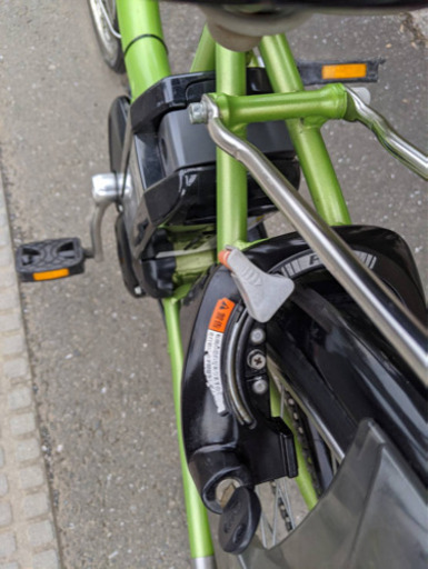 送料無料　電動自転車　26インチ　PAS natura