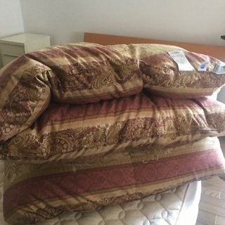 羽毛布団　シングル