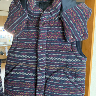 (中古美品)バーバリー　ブラックレーベル　ダウンベストペアの画像