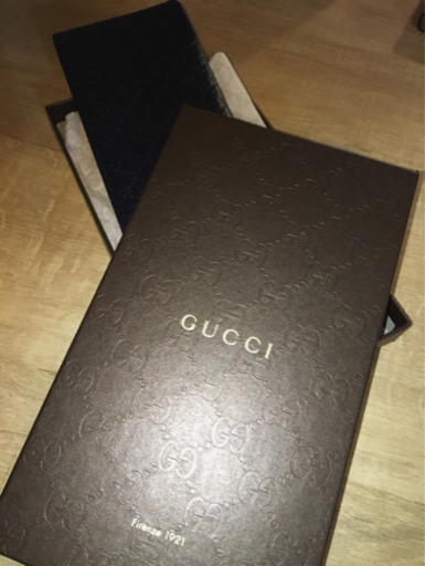 GUCCIの財布！