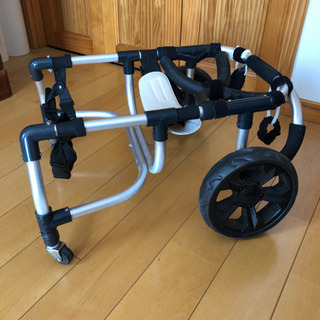 犬　車椅子