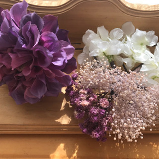 フラワーヘッドアクセサリーの画像