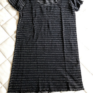 未使用　2枚セット　黒×シルバー（ラメ）伸縮性抜群のカットソー　丈長め　M〜Lサイズの画像