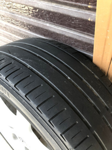 トヨタ　215/45r17 最終値引き