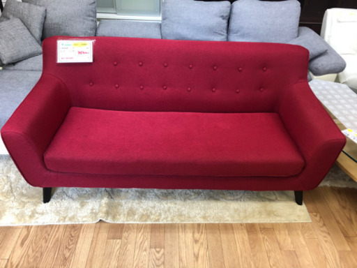 【リサイクルサービス八光　田上店　配達・設置OK】レッド　3人掛けソファ
