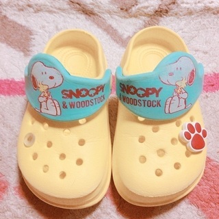 【美品】スヌーピーcrocs風14cm