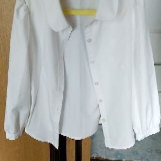 子供　シャツ　１３０センチ♪