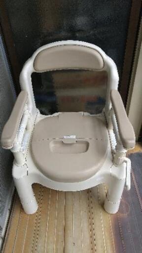 介護用ポータブルトイレ安寿を1000円でお譲りします