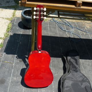 ギター子供用です。差し上げます。の画像