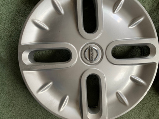 ホイールキャップ　日産  キューブ 純正15インチ ４枚
