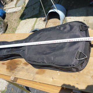 エレキベースお売りします。