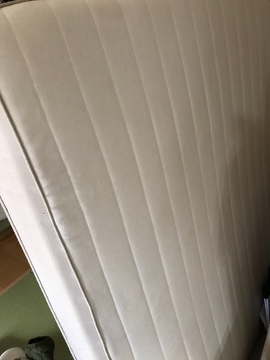 IKEA ダブルベッド