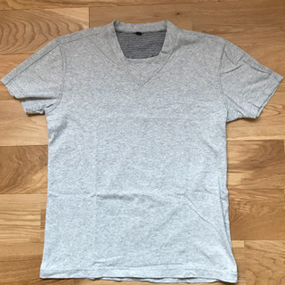 良品計画　Vネック　Tシャツ（管理No4）