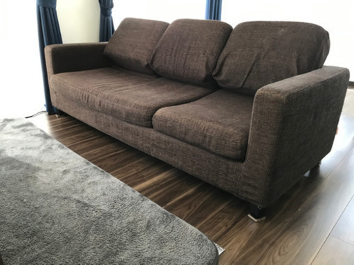 ゆったり3〜4人掛けソファ(お引き取り先決定)