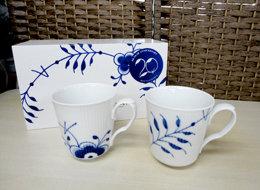 未使用 ロイヤルコペンハーゲン マグ ペア ブルーフルーテッド メガ 20周年記念  札幌市 白石区 東札幌