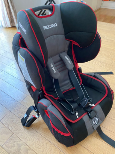 チャイルドシートお売りします。