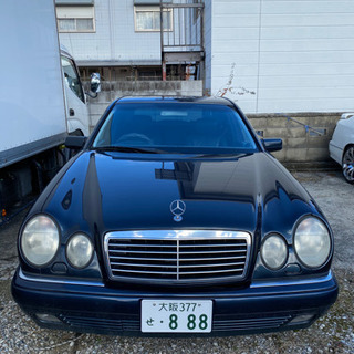 メルセデス・ベンツ Eクラス E320 アバンギャルド 実動車の画像