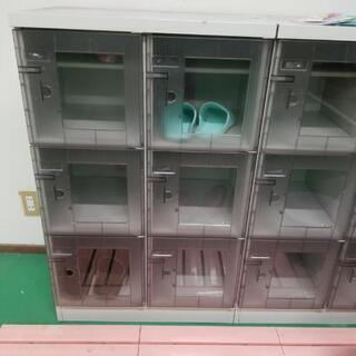 オフィス用下駄箱お譲りします