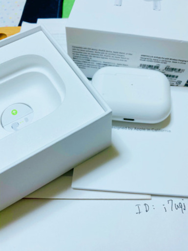 保証未開始 新品 Apple AirPods Pro ケース ワイヤレス充電器付