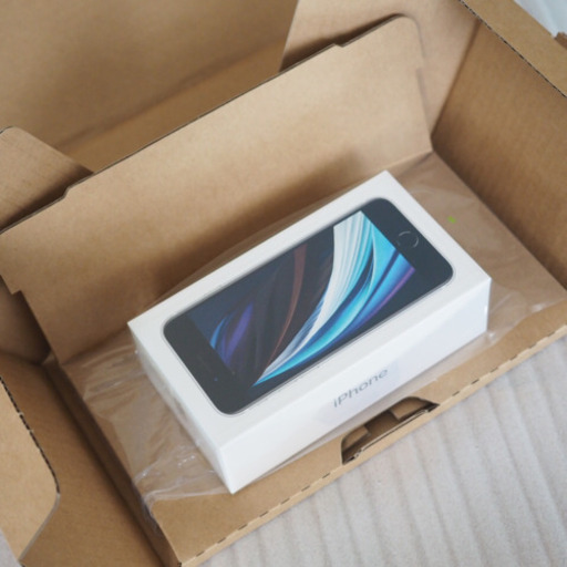 iPhone SE2 ホワイト 128GB simフリー ほぼ新品 アップルストア購入