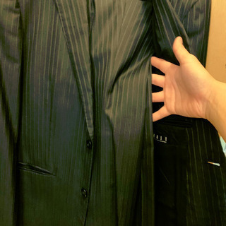 【万能ダークスーツ】の画像