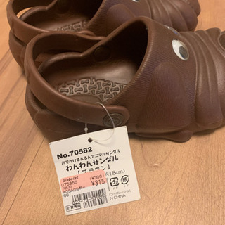 子供用サンダル、上靴の画像