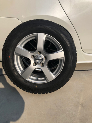 スタッドレスタイヤ