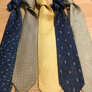 BVLGARI ネクタイ5本セット　お譲りしますの画像