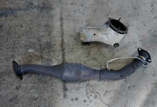 C２６ セレナ触媒