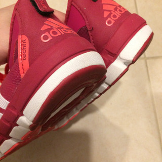adipure アディダス スニーカー 23センチの画像