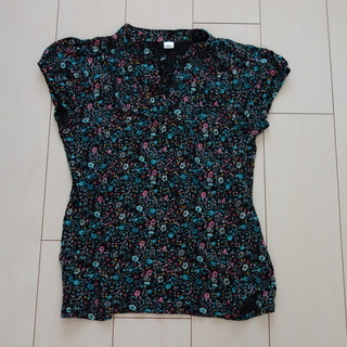 H&M DIVIDED Flower print Size40