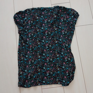 H&M DIVIDED Flower print Size40の画像