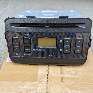 日産純正オーディオ　ほぼ新品