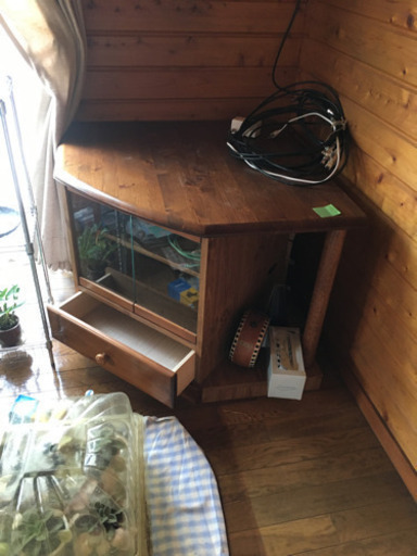 お話中⭐️コーナースタンド　テレビ台
