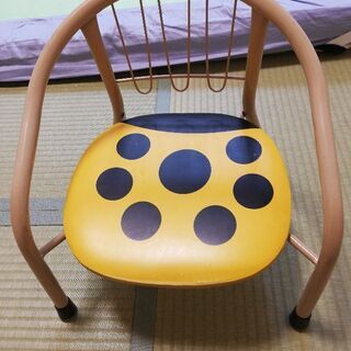 豆椅子　てんとうむし