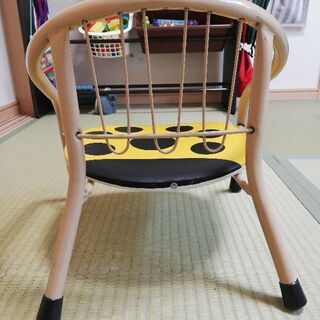 豆椅子　てんとうむしの画像
