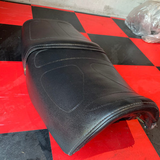 XJR400 純正シートの画像