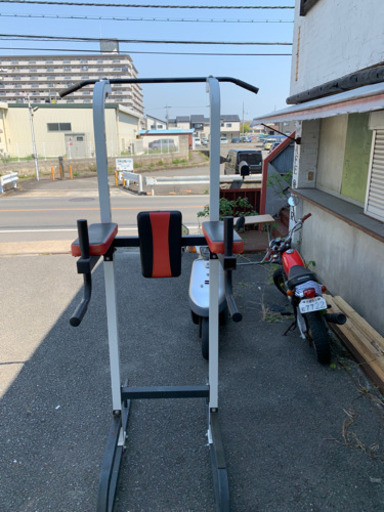 トレーニングマシン